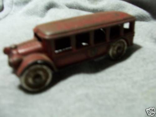 Arcade Cast Iron Bus   Chrome Steel Wheels   5  