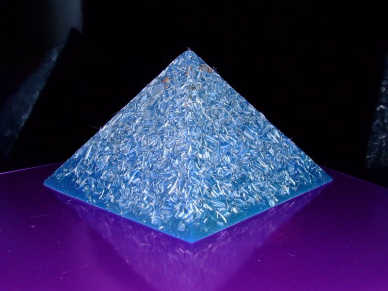 Orgone Tesla Radionics Activator Chi Om Mantra Pyramid  