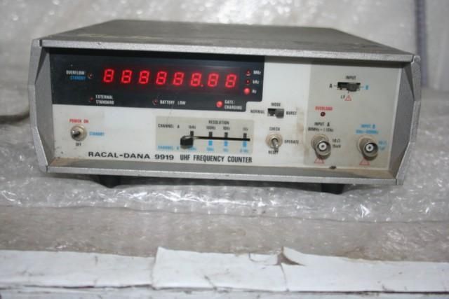 RACAL DANA Model. 9919 UHF FREQUENCY COUNTER 9910  