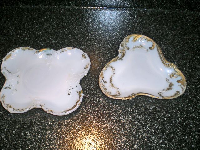 ANTIQUE DITHRIDGE MILK GLASS PIN TRAYS/ DRESSER DISH  