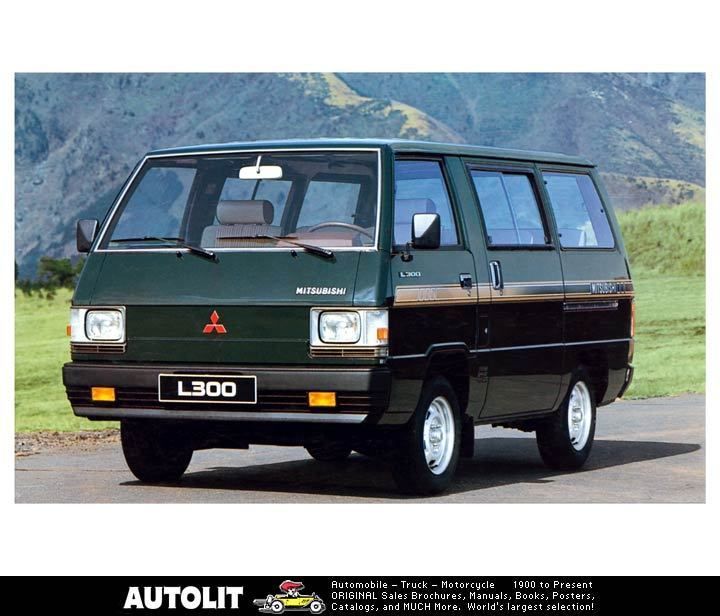 1983 Mitsubishi L300 Kombi Van Truck Factory Photo  