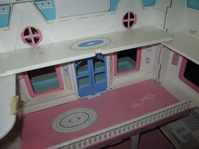 Fisher Price Dream Dollhouse 1993 Model 4600  