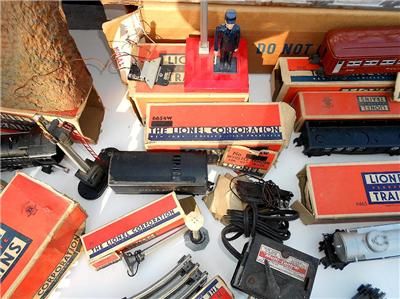 40s LIONEL TRAIN SET From ENGINE to CABOOSE  GREAT CONDT  & BOXS 