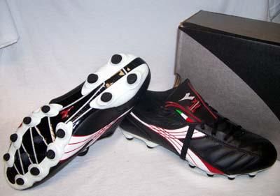 DIADORA LX K II MG 14 Soccer Cleats NIB SIZE 10 US  