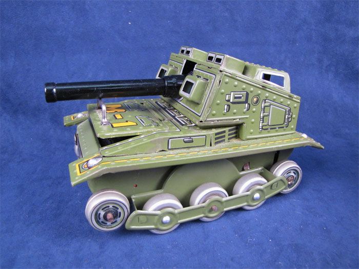 Nice Vintage Masudaya Tin M 1 Army Tank Litho Battery  