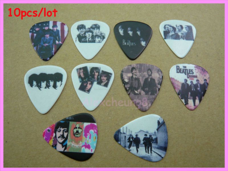 Lots of 10 pcs The Beatles Printing 0.71mm guitar picks  