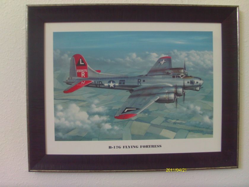 NEW B 17 WWII MILITARY BOMBER AIRCRAFT FRAMED PRINT  