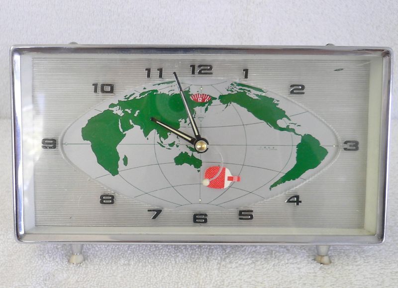 Ping Pong Diplomacy Clock ca 1970s early 80s China  