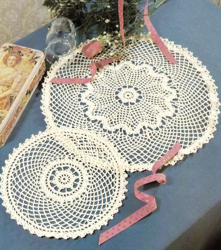 PRETTY Trefoil Doilies/Doily/CROCHET PATTERN  