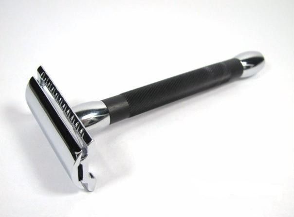 Merkur Safety Razor w/Long Hard Plastic Handle  