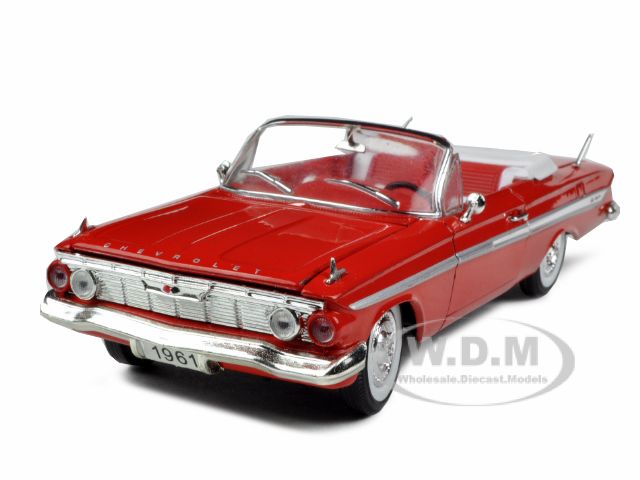   RED 132 DIECAST MODEL CAR by SIGNATURE MODELS 793481324313  