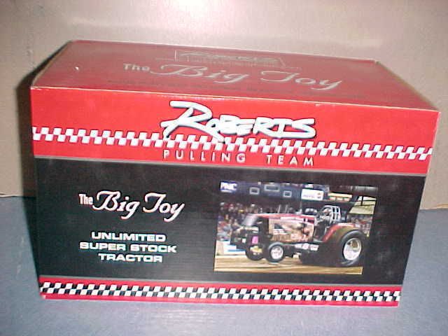 THE BIG TOY CASE IH MX270 PULLING TRACTOR 1/16 NIB  