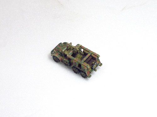 Diorama, other vehicles and soldiers NOT included )