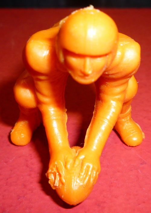 1950s Kelloggs Football Plastic Player #26  