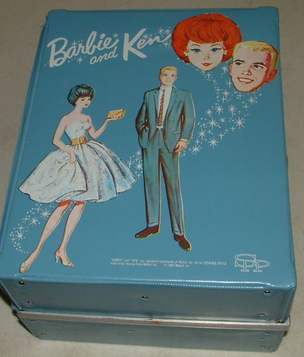 Vintage Barbie & Ken Case & Clothes 100 pcs.  