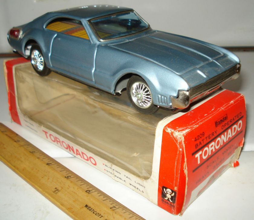   60s Bandai Tin Steel Battery Operated Olds Toronado Toy Car + Orig Box