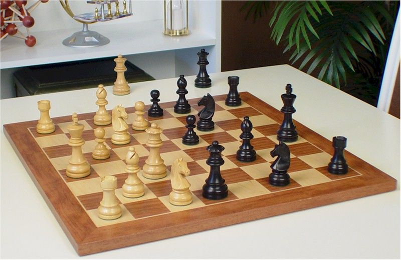 Staunton Chess Set Ebonized Mahogany Board 2.75 King  