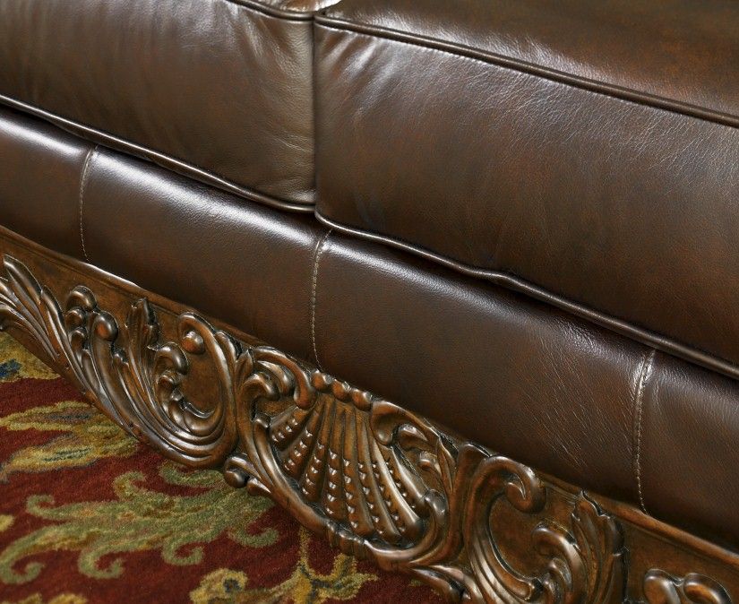 LIVING ASHLEY NORTH SHORE DARK BROWN SOFA LOVESEAT  