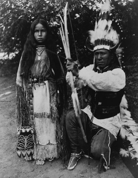 Elk Tongue and daughter (A ke a) American Indians 1891  